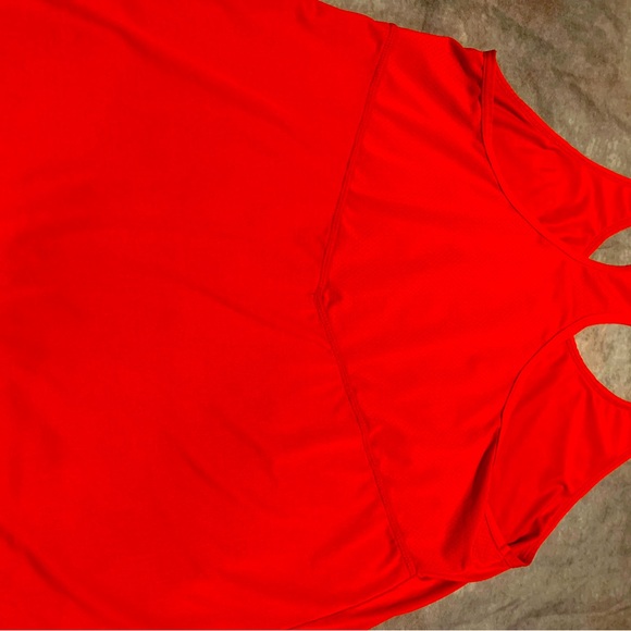 Musclenation size s tank - Picture 1 of 3